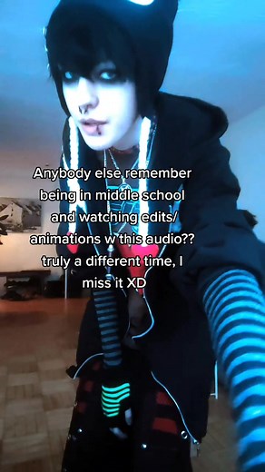 fit check to hang w my friends at the mall U⁠^⁠ｪ⁠^⁠U #scenecore #emo #emoguy #scenekid #kandikid #kandiraver #emooutfit #sceneoutfit #myspace #foryou #sceneboy