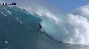 94K views · 3K reactions | 2017’s Best Moments: Ian Walsh's 10 point Pe'ahi barrel  | World Surf League | Facebook
