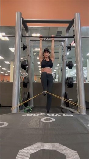 Smith machine hanging hip flexor March