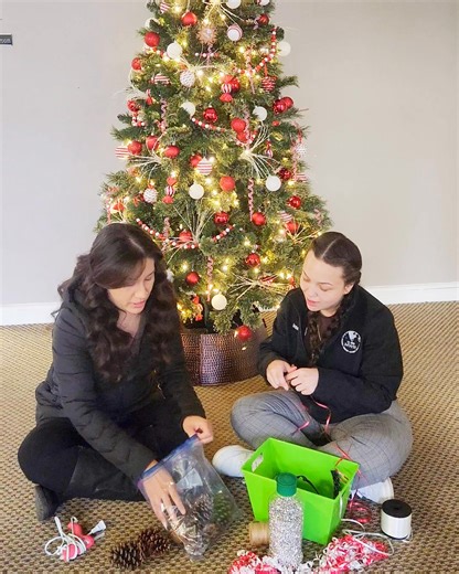 🎄✨ DAY 2 of our *10 DAYS OF GIVEAWAYS* is here, and we’re kicking it up a notch in honor of our Annual Tree Lighting! 🎉 🎁Watch our reel to see todays prize! You won't want to miss it! 🎁 How to enter: 1. 𝗔𝘁𝘁𝗲𝗻𝗱 our Tree Lighting event 2. 𝗩𝗶𝘀𝗶𝘁 the marketing tent and fill out an entry slip 3. 𝗖𝗼𝗺𝗺𝗲𝗻𝘁 what your favorite set would be if you won! ✅ Rules: - One entry per person/account. - One prize per winner. - Enter daily, but just once per day! No purchase necessary. 🌟 Don't