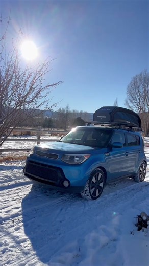 Inflatable rooftop ice plunge? #deflated #plunge #iceplunge #happynewyear