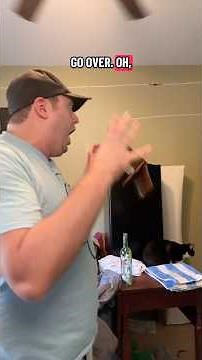 SQUIDWARD GETS CAUGHT STEALING FROM HIS BOSS! #comedy #spongebob #squidward #mrkrabs #funny