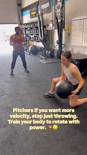Most pitchers focus on throwing more not rotating better. But elite pitchers know that power comes from the ground up your hips, core, and trunk drive the ball, not just your arm. This Kneeling Med Ball Rotation builds: ⚡ Explosive hip-to-shoulder power transfer 💪 Core stability to stay strong through release 🔥 Rotational strength that converts directly to more velocity Every throw starts with force from the legs → transfers through the core → finishes with whip from the arm. If you can’t rota