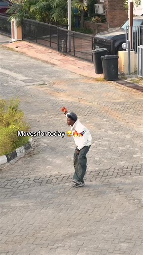 Steps ma kpa mi naw😂🙃