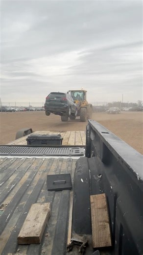 Picking Up a Salvage Car From Auction! #ebay #reseller #carparts