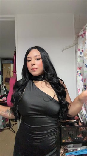 Natural Makeup Ideas for Christmas Celebration