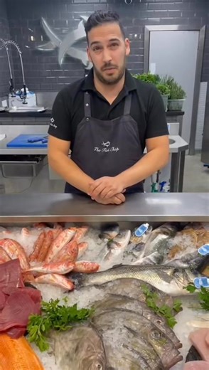 Tiago’s at the helm this week so you’ll be seeing a lot more from him as the week goes on 💙 Lots of fabulousness on today’s flash and #TeamFish are all set up and ready to go 🦑🦞🎣🍤 The wild bass and John Dory are particularly spectacular and the squid line caught by Andrew is utterly superb 🙌 Happy holiday Sue - we’re missing you already (🙄) #whilethebossisaway #goteamfish | The Fish Shop Camberley
