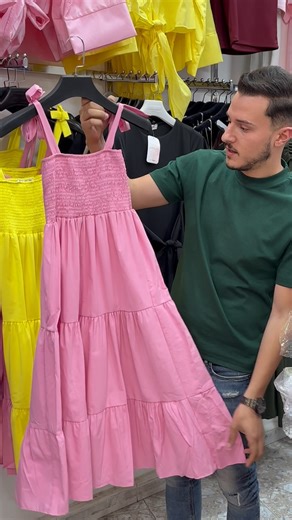 Ets Dib on Instagram: "Robe disponible 4500da❤️ -Soyez les bienvenus - -VENTE PRÊT À PORTER POUR FEMMES TOUTES DERNIÈRES TENDANCES A LA QUALITÉ VALIDÉE A UN PRIX TRÈS RAISONNABLE 🥇 😍- -SATISFAIT ✅ REMBOURSÉ ✅- -ALLEZ LES PRINCESSES ON VOUS ATTENDS 👸🌸- - - - - - -LOCALISATION 📍: kiffen Les dalias enface le cinq - #vetement #v #tement #mode #fashion #style #shopping #model #vetements #clothes #tendance #tlemcen #boutique #robe #vetementfemme #france #femme #shop #chemise #love #instagood #fas