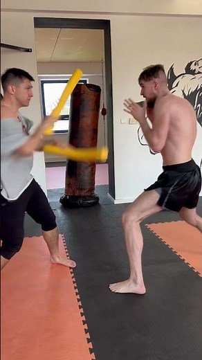 Powerful sticks drill / Boxing speed training