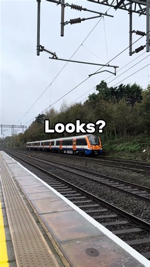 Rating The class 710.. #train #railvlogger #trainjourney #railwaycontent #traintravel #trainspotting