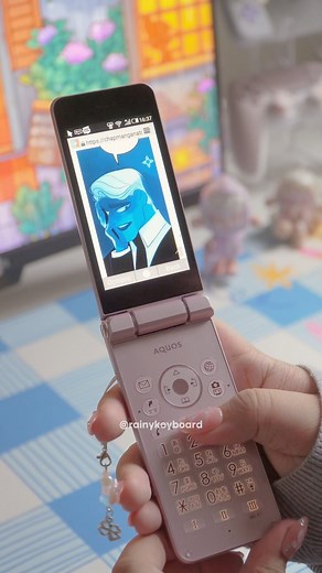 rainy 🌧️ on Instagram: "✿ PHONE: sharp aquos 601sh i've recently been continuing lore olympus where i left off and i feel like it has revived my love for webtoon AHEH, that and the fact that i've been reading on my 601sh, which is really fun to read on it ^^ lore olympus is one of the OG webtoons i first read, and i always love coming back to it TwT the art, the story, and how it's told is soooo good and I LOVE IT hopefully someday when i have enough money, i'll buy the hardcopies online and ha
