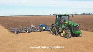 4K | 约翰迪尔（John Deere）8RX履带式拖拉机 14m Köckerling Allrounder 1450中耕机