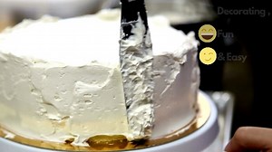 Watch HANKANG 11 Inch Cake Turntable - Rotating Cake Stand Spinner on Amazon Live