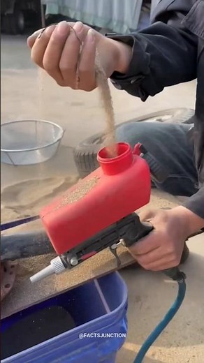 How does a sand blaster machine work?