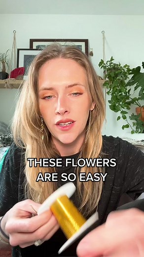 DIY Paper Flowers: Easy & Fast Wedding Decor