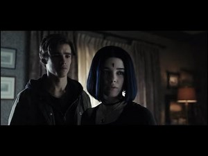 Raven libera a Dick Grayson de la posesión de Trigon - DC TITANS 2X01