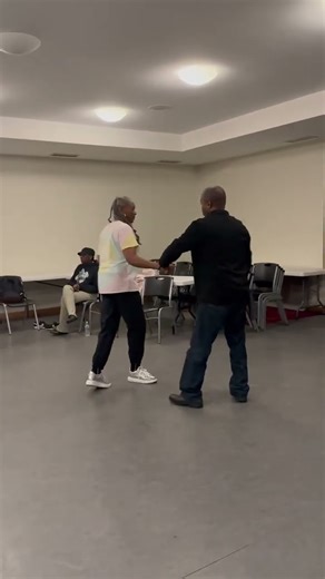 Learn Chicago Steppin Lessons Online with Rick Ball & Good Foot Steppers!