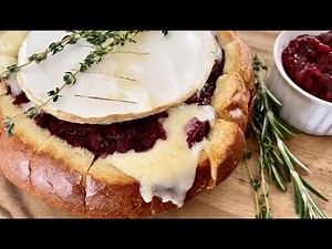 Baked Brie Cheese / Baked Brie Cheese With Cranberry Chutney/ How To Make Baked Brie Cheese