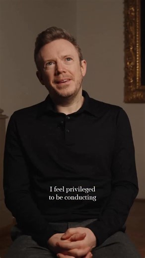 This year’s Ball conductor, Maestro Daniel Harding, reflects on the memorable moment when he had to enter the stage on crutches, a testament to his dedication and spirit. 🎼✨ We now look forward with great anticipation to have him conduct our ball again this Thursday! | Vienna Philharmonic / Wiener Philharmoniker