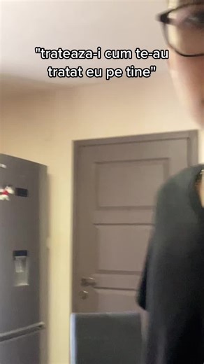 Understanding Romanian Conversations: Body Language Insights