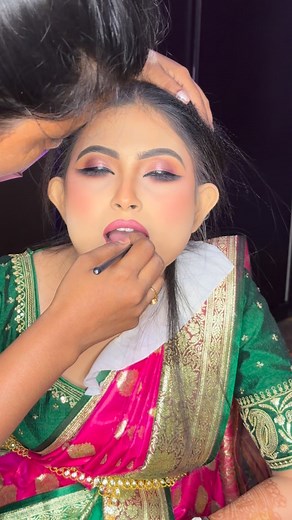 Lipstick porachilam 👄💄 Yesterday Bride 👰 Overall look coming 🤞🏻 #moumitazmakeover #mua #makeupartist #makeup #explore #instagood #vairal #explorepage #professionalmakeupartist #bride #bridal #bridalmakeup | Moumita'z Makeover