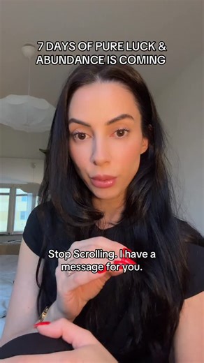 Nilo Seffo | Mindset + Manifestation on Instagram: "You didn’t find this by accident. 600+ people have already said yes to the Miracle Money hypnosis that changes everything. Comment READY to receive yours ✨ #manifest #affirmations #manifesting #lawofattraction #moneymindset"