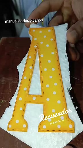 Máquina de Corte para Manualidades y Recuerdos