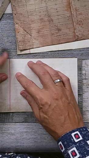 How to build a journal with hinges using the new Build a Journal dies from the Golden Season Collection. This easy technique is great for making your own journals. #elizabethcraftdesigns #papercrafting #journaling #journalpages | Elizabeth Craft Designs