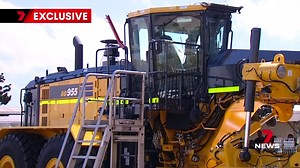 Two gigantic mining machines have landed in Mackay for the first time - and made an immediate impression. But their greatest impact lies in productivity and reduce fuel use - helping the mining industry move towards a more sustainable future. 7NEWS at 6pm. More local news: 7news.com.au/news/mackay-whitsundays #7NEWS | 7NEWS Mackay