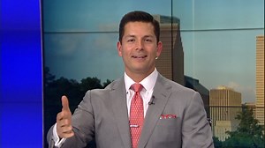 ABC13's Erik Barajas is named one of hottest news anchors in the world