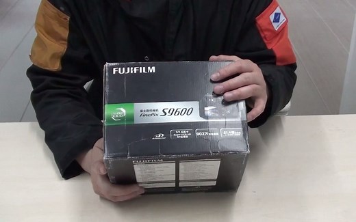 15年前的相机，是否还值得一战，经典的富士S9600请求出战！！
