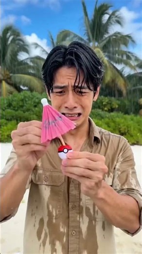 RUMI vs. JINU: Island Survival Blind Box Challenge! 🏝️📦 Don't be greedy!