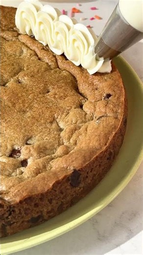 Chocolate Chip Cookie Cake