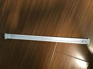 [Hot Item] High Quality Materials and Environmentally Friendly LED Shelf Lights with Uniform Illumination