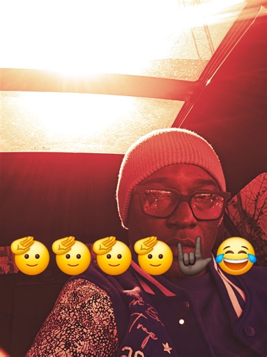 just having fun No one exists like that 😂😂😂😂 #fyp