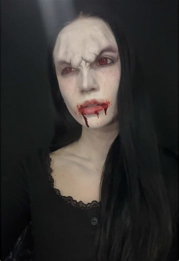 Ultimate Vampire Makeup Tutorial for Halloween