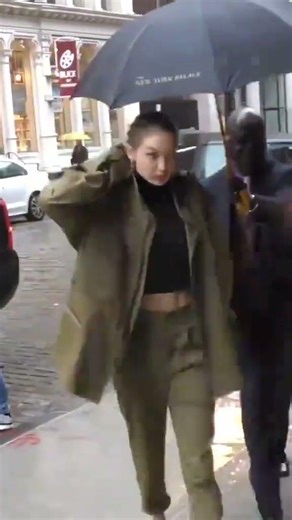 Zayn and Gigi 🔥🧿🤍#onedirection#yaatriremboofficial#love#edit#musica#greenscreen#viralvideo