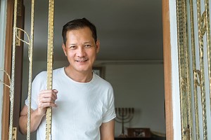 "I reached the pits, then God rescued me": How veteran actor Peter Yu let God take the wheel — Salt&Light