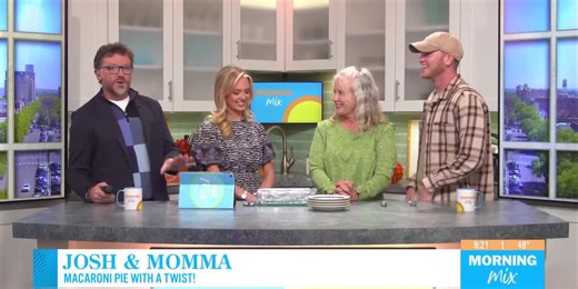 We try Momma's macaroni pie!