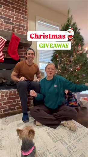 Grace & Matt Grooms | Travel & Adventure on Instagram: "🎄 Christmas Giveaway 🎅 We are so thankful for each and every one of you and are stoked to be able to do this giveaway this year! Giveaway closes Dec. 25th, winner announced Dec. 26th! Giveaway bundles: 1. $150 @hoka gift card, $50 @darntoughvermont gift card 2. @tryarmra travel pack, @neurogum mints, & Manuka honey 3. $25 @rei gift card Here’s how to enter: ✨ make sure you’re following @theggoldenroad on IG ✨ tag 3 friends ✨ extra entries