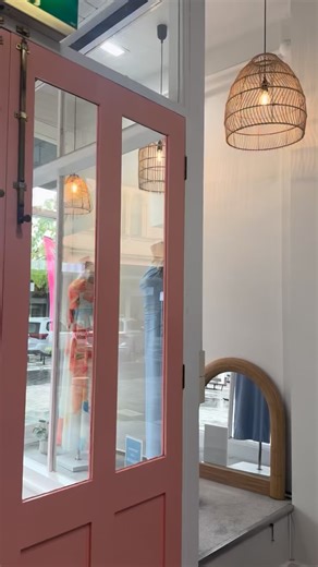 Melbourne Cup Day Trading Hours  | À la mode | Facebook