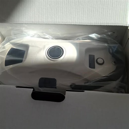 What Comes with Your Window Washer: A Complete Guide