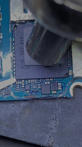 Ram remove #ram #mobilerepair #mobileservice #mobiletech #technology #iphonerepair