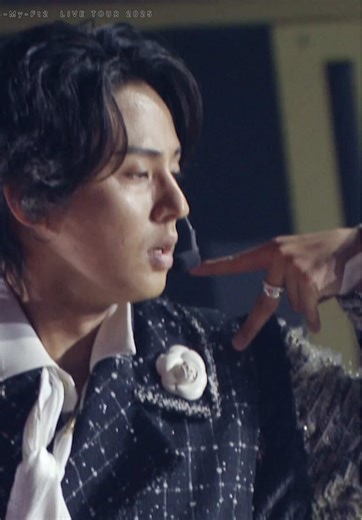 Experience 'CHEAT' Live from Kis-My-Ft2 in 2025