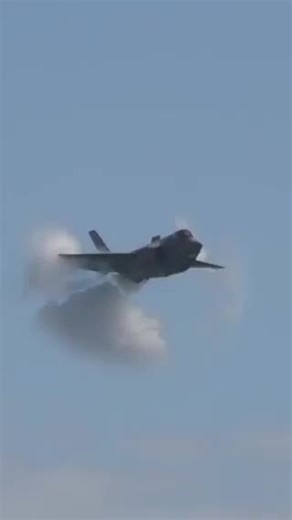 Crypto Africa.com on Instagram: "🚨 BREAKING: U.S. Air Force Launches Multi-Day Combat Readiness Drill Across Middle East Amid Rising Tensions with Iran 🇺🇸🇮🇷 The U.S. Air Force is kicking off a multi-day readiness exercise across the Middle East, announced by U.S. Air Forces Central (AFCENT). The drills are designed to demonstrate rapid deployment, dispersion, and sustained combat airpower in the region. Key objectives: Enhance operational readiness. Deter potential aggression. Reduce risk o