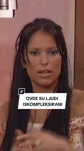 Ksenija Pajčin o srpskom društvu - Emisija
