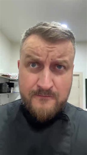 8.3K views · 118 reactions | Testing the Onion Peeling Hack 暈✨ We’re testing a viral TikTok hack peeling an onion easily! 暈✨ Will this method save us time and tears Watch to see if it really works! #OnionPeelin #foryou #fyp | Dobrovolskyi hchef | Facebook