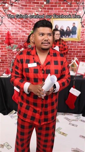 The Grinch tried to ruin our Facebook Live, but nothing can take away our Christmas spirit (or the spin wheel!) 🎄🎅 #ShellFCU | Shell Federal Credit Union