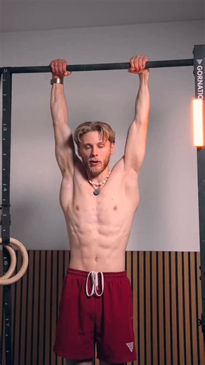 Levi Reiling | Calisthenics coach and physio on Instagram: "How protraction can help your pullups! #calisthenics #pullups #muscleup #muscleups #calisthenicsmotivation #bodyweighttraining #calisthenicsbeginner #bodyweightfitness #calisthenicsworkout"