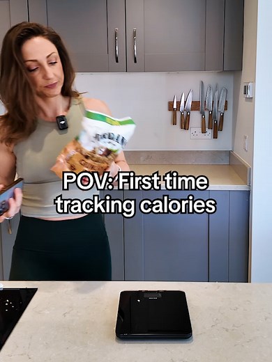 Its equally infuriating and enlightening when this happens 🙈 When you start realising how quick your daily choices add up, it suddenly starts to make sense how you could make a few small swaps and reduce your calorie intake by 500 a day (that’s 1lb of fat loss a week 📉) This is why I will forever advocate for weighing and tracking your food if you’re trying to lose weight! It is an amazing tool to learn about food and put you in the driving seat - so you can make informed choices rather than w